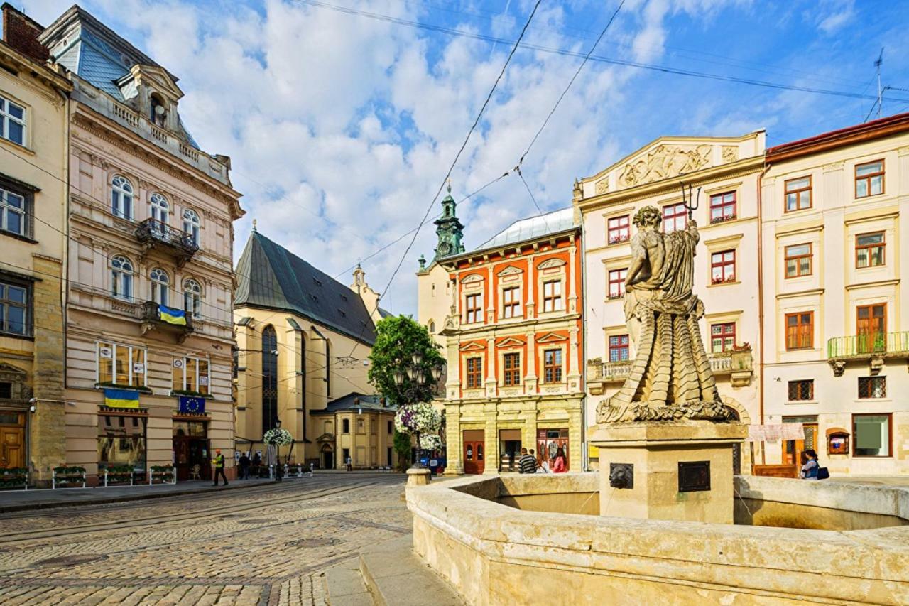 Smart -Апартаменти В Центрі Львова - 2 Хв До Оперного Театру ภายนอก รูปภาพ